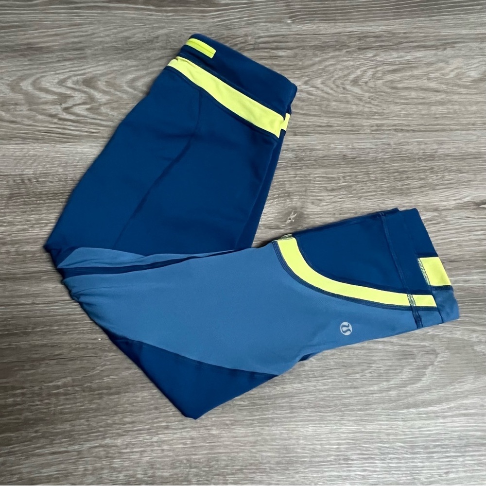 Lululemon Crop Leggings Size 6 - Picture 12 of 12